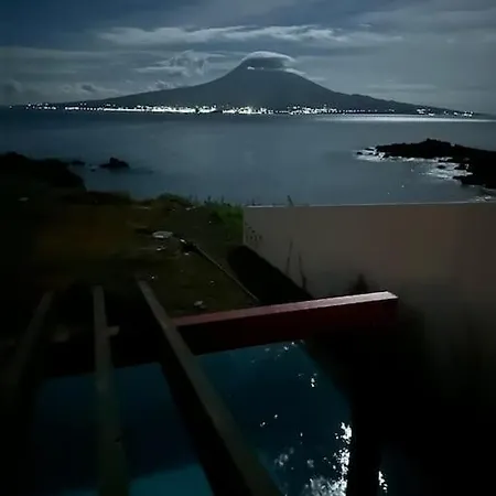 Almoxarife Beach House Holiday home Pedro Miguel
