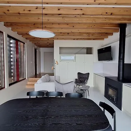 Holiday home Almoxarife Beach House Pedro Miguel