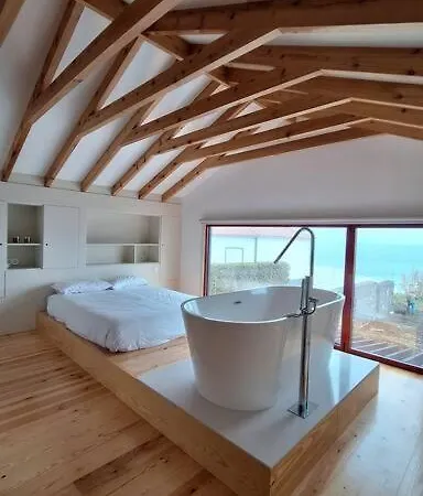 Holiday home Almoxarife Beach House Pedro Miguel